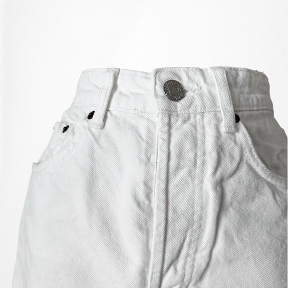 Zara White Distressed Destroyed High Waisted Denim Jean Shorts Size XS/S - Picture 8 of 8